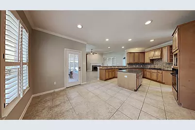 12402 Santiago Cove Lane, Houston, TX 77041 - Photo 7