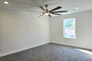 12813 Andromeda Ct, Willis, TX 77318 - Photo 5