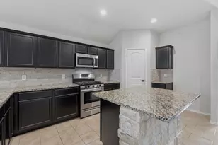 23611 Eldarica Pines Ct, The Woodlands, TX 77375 - Photo 5
