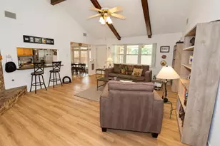 13767 Greywood Dr, Sugar Land, TX 77498 - Photo 5