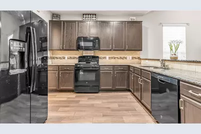 2325 Garden Square Path, Spring, TX 77386 - Photo 23