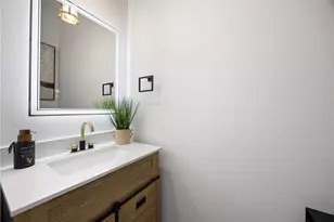 11136 Rd 5503, Cleveland, TX 77327 - Photo 9