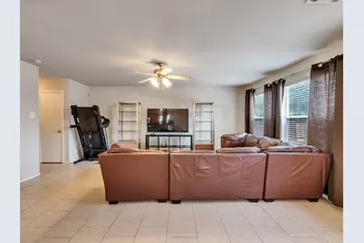 12707 Sandbur Valley Way, Houston, TX 77045 - Photo 11