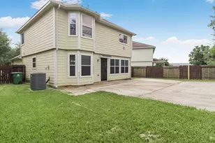 12707 Sandbur Valley Way, Houston, TX 77045 - Photo 15