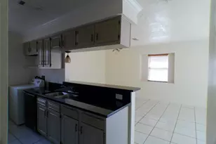 6350 Crestside Dr, Pasadena, TX 77505 - Photo 9