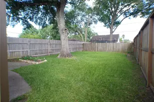 6350 Crestside Dr, Pasadena, TX 77505 - Photo 23
