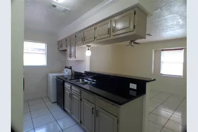 6350 Crestside Drive, Pasadena, TX 77505 - Photo 7