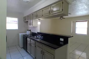 6350 Crestside Dr, Pasadena, TX 77505 - Photo 7