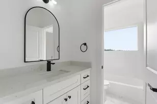 866 Rachel St, Houston, TX 77091 - Photo 31