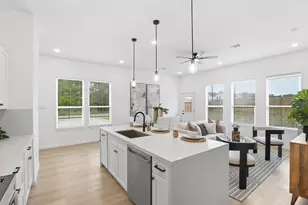 866 Rachel St, Houston, TX 77091 - Photo 13