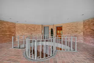6547 Bayou Glen Rd, Houston, TX 77057 - Photo 5