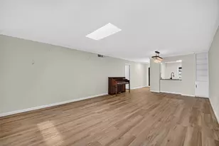 6547 Bayou Glen Rd, Houston, TX 77057 - Photo 11