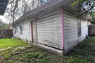 308 W Hill Ave, Alice, TX 78332 - Photo 31