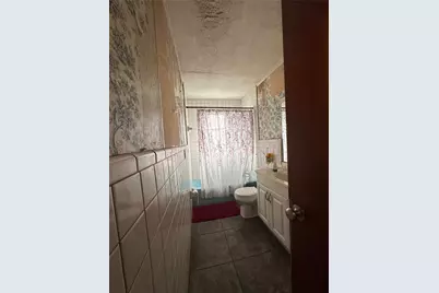 308 W Hill Avenue, Alice, TX 78332 - Photo 17