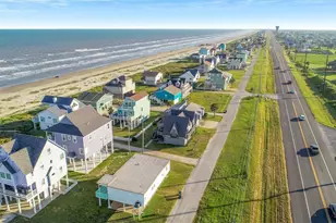 21225 Gulf Dr, Galveston, TX 77554 - Photo 33