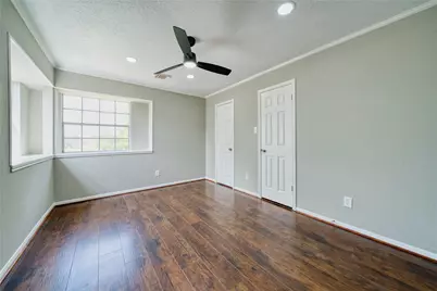619 Green Belt Drive, Sugar Land, TX 77498 - Photo 27