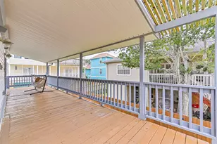 920 Grove Rd, Clear Lake Shores, TX 77565 - Photo 13