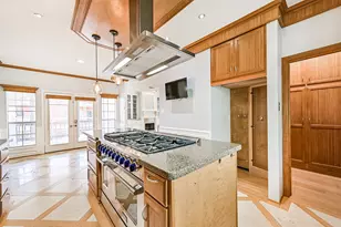 920 Grove Rd, Clear Lake Shores, TX 77565 - Photo 19