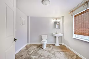 920 Grove Rd, Clear Lake Shores, TX 77565 - Photo 11