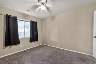 16019 Mill Point Dr, Houston, TX 77059 - Photo 23