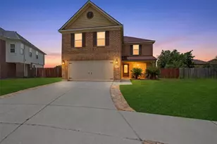 5407 Echinacea Circle, Baytown, TX 77521 - Photo 3
