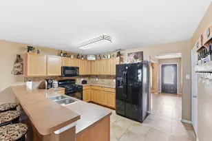 5407 Echinacea Circle, Baytown, TX 77521 - Photo 7