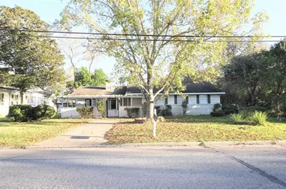 411 E Alabama Street, Wharton, TX 77488 - Photo 1