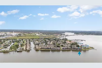 2818 Lighthouse Drive, Houston, TX 77058 - Photo 45