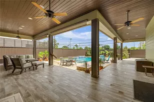 1123 Du Barry Ln, Houston, TX 77018 - Photo 27