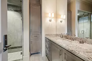 601 Lindenwood Dr, Houston, TX 77024 - Photo 45