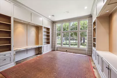 601 Lindenwood Drive, Houston, TX 77024 - Photo 5