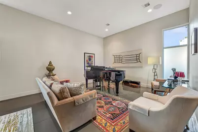 2302 Persa Street, Houston, TX 77019 - Photo 9