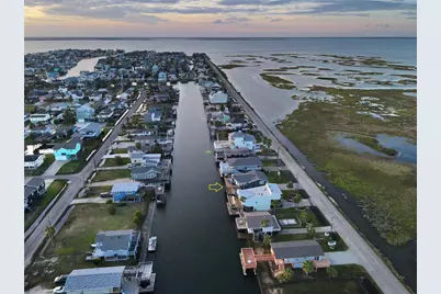 4729 Jolly Roger Road, Jamaica Beach, TX 77554 - Photo 45