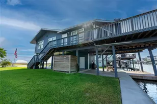 4729 Jolly Roger Rd, Jamaica Beach, TX 77554 - Photo 37