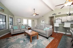 4729 Jolly Roger Rd, Jamaica Beach, TX 77554 - Photo 17