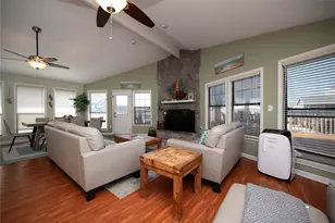 4729 Jolly Roger Rd, Jamaica Beach, TX 77554 - Photo 13