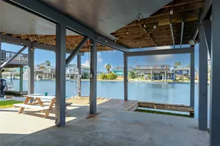 4729 Jolly Roger Rd, Jamaica Beach, TX 77554 - Photo 39