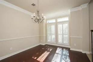 11722 Spriggs Way, Houston, TX 77024 - Photo 9