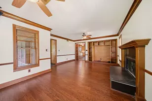 1301 W Viejo Dr, Friendswood, TX 77546 - Photo 17