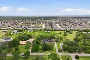 1301 W Viejo Dr, Friendswood, TX 77546 - Photo 3