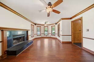 1301 W Viejo Dr, Friendswood, TX 77546 - Photo 15