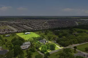 1301 W Viejo Dr, Friendswood, TX 77546 - Photo 49