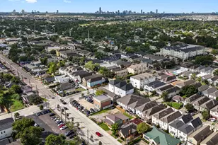 1507 N Durham Dr, Houston, TX 77008 - Photo 33