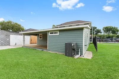 1507 N Durham Drive, Houston, TX 77008 - Photo 29