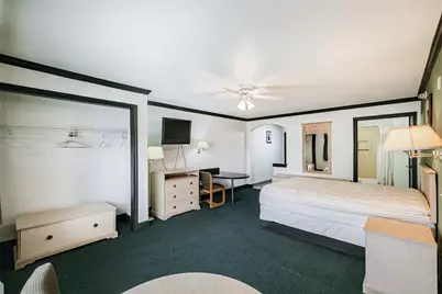 1025 Swanson Street #208, Houston, TX 77030 - Photo 15