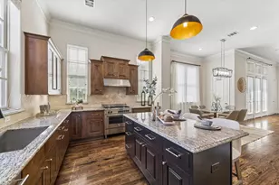 10904 Wrenwood Manor, Houston, TX 77043 - Photo 13