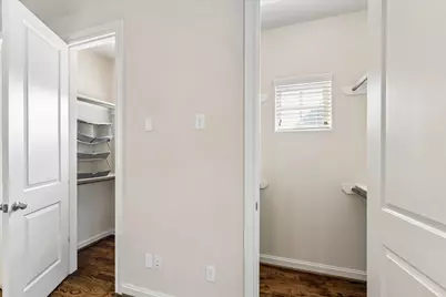 10904 Wrenwood Manor, Houston, TX 77043 - Photo 21