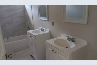 551 White Oak Drive, Houston, TX 77336 - Photo 9