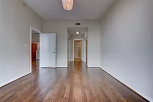 5925 Almeda Rd, Houston, TX 77004 - Photo 15
