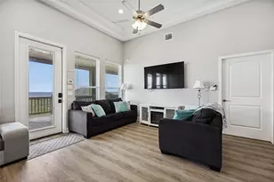 115 Ocean Shores Dr, Port Bolivar, TX 77650 - Photo 5